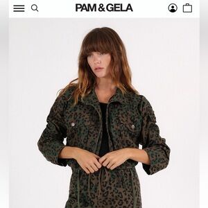 Pam & Gela NWT jaguar crop cargo jacket gray black green boxy fit spread collar